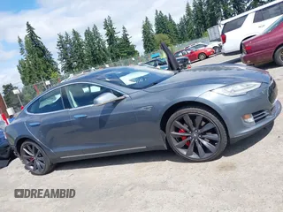 2013 Tesla Model S Performance with VIN 5YJSA1DP8DFP28644, listed as a IAAI auction lot 42641375 with 140,941 mi miles and . Bid and sale history available at DreamBid. Image 13.