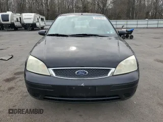 2005 Ford Focus S with VIN 1FAHP34N45W268677, listed as a Copart auction lot 51475915 with 100,397 mi miles and Salvage Title. Bid and sale history available at carsss.com. Image 5.