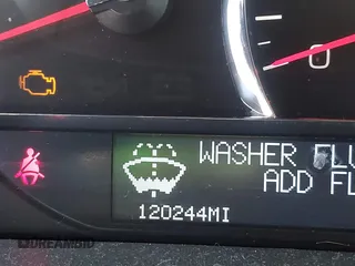 2006 Cadillac DTS 1SD z VIN 1G6KD57Y06U208812, wystawiony jako IAAI lot #42233924 z przebiegiem 120 244 mil mil oraz . Historia ofert i sprzedaży dostępna na DreamBid. Obrazek 7.