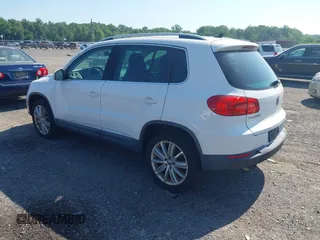 2012 Volkswagen Tiguan SE с VIN WVGBV7AX7CW527271, выставлен на аукционе IAAI как лот 42594294 с пробегом 147 594 миль миль и . История ставок и продаж доступна на DreamBid. Изображение 3.