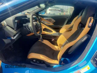 2021 Chevrolet Corvette 2LT z VIN 1G1YB2D48M5122614, wystawiony jako Copart lot #66302235 z przebiegiem 14 736 mil mil oraz Szkoda całkowita • Salvage title. Historia ofert i sprzedaży dostępna na DreamBid. Obrazek 7.