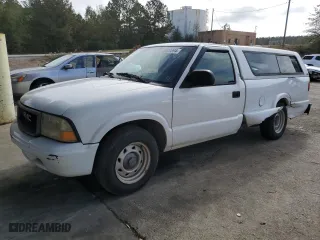 2003 GMC Sonoma SLS with VIN 1GTCS14X438202978, listed as a Copart auction lot 78020894 with 170,385 mi miles and Salvage Title. Bid and sale history available at carsss.com. Image 1.