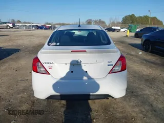 2019 Nissan Versa SV z VIN 3N1CN7AP4KL802692, wystawiony jako IAAI lot #41491391 z przebiegiem Nie podano mil oraz . Historia ofert i sprzedaży dostępna na DreamBid. Obrazek 15.