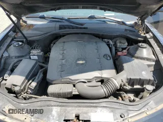 2011 Chevrolet Camaro 2LT z VIN 2G1FC1EDXB9121784, wystawiony jako Copart lot #59096015 z przebiegiem 126 313 mil mil oraz Szkoda całkowita • Salvage title. Historia ofert i sprzedaży dostępna na DreamBid. Obrazek 11.