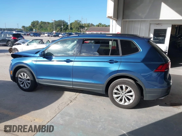 2018 Volkswagen Tiguan S с VIN 3VV1B7AX4JM059717, выставлен на аукционе IAAI как лот 40844600 с пробегом 32 540 миль миль и . История ставок и продаж доступна на DreamBid. Изображение 15.