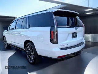 2022 Cadillac Escalade ESV Sport Platinum z VIN 1GYS4RKL0NR276XXX, wystawiony jako Copart lot #59820495 z przebiegiem 63 182 mil mil oraz Czysty tytuł • Clean title. Historia ofert i sprzedaży dostępna na DreamBid. Obrazek 3.
