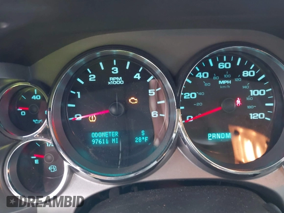 2010 Chevrolet Silverado 1500 LT with VIN 3GCRKSE32AG259148, listed as a IAAI auction lot 41518065 with 97,611 mi miles and . Bid and sale history available at DreamBid. Image 7.