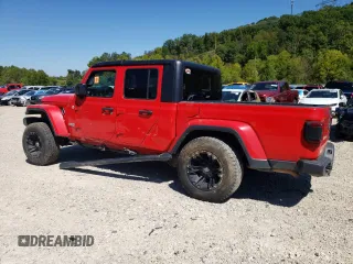 2022 Jeep Gladiator Overland with VIN 1C6HJTFG6NL103412, listed as a Copart auction lot 70449954 with Not provided miles and Salvage title. Bid and sale history available at DreamBid. Image 2.