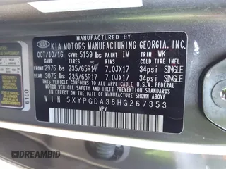 2017 Kia Sorento LX z VIN 5XYPGDA36HG267353, wystawiony jako IAAI lot #41785397 z przebiegiem 126 629 mil mil oraz . Historia ofert i sprzedaży dostępna na DreamBid. Obrazek 9.