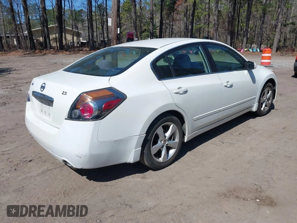 2011 Nissan Altima S with VIN 1N4AL2APXBN465996, listed as a IAAI auction lot 41907608 with 210,702 mi miles and . Bid and sale history available at DreamBid. Image 4.