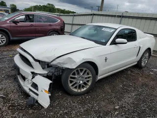 2013 Ford Mustang V6 with VIN 1ZVBP8AMXD5280746, listed as a Copart auction lot 58743705 with 111,264 mi miles and Salvage title. Bid and sale history available at DreamBid. Image 1.