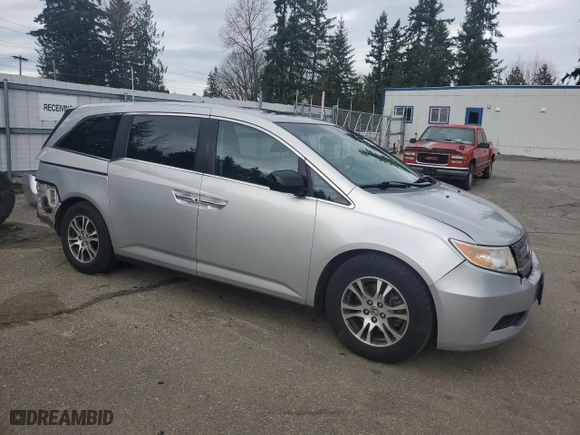 2013 Honda Odyssey EX-L with VIN 5FNRL5H6XDB048472, listed as a Copart auction lot 50567385 with 152,059 mi miles and Salvage Title. Bid and sale history available at carsss.com. Image 4.