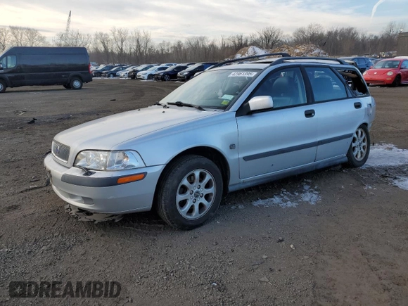 2002 Volvo V40 с VIN YV1VW29522F843173, выставлен на аукционе Copart как лот 42961395 с пробегом 153 534 миль миль и Списание • Salvage title. История ставок и продаж доступна на DreamBid. Изображение 1.
