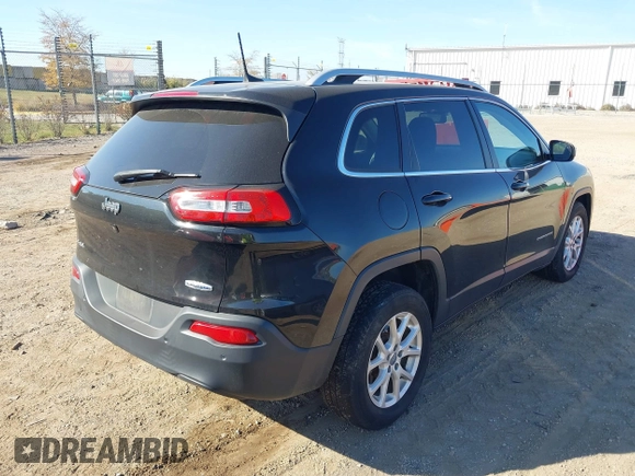 2016 Jeep Cherokee Latitude with VIN 1C4PJMCB2GW301117, listed as a IAAI auction lot 40647017 with 56,348 mi miles and . Bid and sale history available at DreamBid. Image 4.