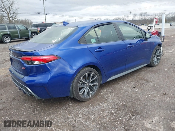 2020 Toyota Corolla XSE with VIN JTDT4RCE6LJ039073, listed as a IAAI auction lot 41701072 with 99,988 mi miles. Bid and sale history available at carsss.com. Image 4.