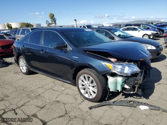 2014 Toyota Camry Hybrid LE with VIN 4T1BD1FK3EU106207, listed as a Copart auction lot 43385615 with 257,421 mi miles and Salvage Title. Bid and sale history available at carsss.com. Image 4.