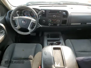 2008 GMC Sierra 1500 Work Truck z VIN 2GTEK13M481144719, wystawiony jako Copart lot #59008015 z przebiegiem 224 136 mil mil oraz Czysty tytuł • Clean title. Historia ofert i sprzedaży dostępna na DreamBid. Obrazek 8.