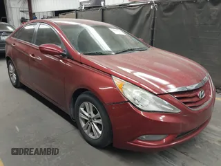 2013 Hyundai Sonata GLS z VIN 5NPEB4AC1DH753772, wystawiony jako IAAI lot #42058412 z przebiegiem 146 247 mil mil oraz . Historia ofert i sprzedaży dostępna na DreamBid. Obrazek 1.