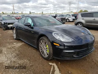 2018 Porsche Panamera 4 E-Hybrid z VIN WP0AE2A72JL127720, wystawiony jako Copart lot #71872404 z przebiegiem Nie podano mil oraz Szkoda całkowita • Salvage title. Historia ofert i sprzedaży dostępna na DreamBid. Obrazek 4.