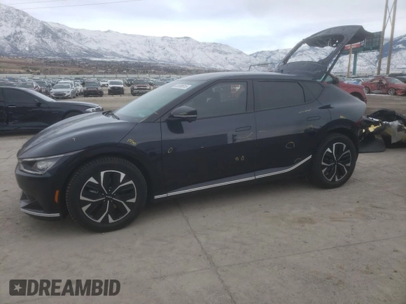 2022 Kia EV6 Wind with VIN KNDC3DLC0N5045953, listed as a Copart auction lot 45698615 with 39,762 mi miles and Salvage Title. Bid and sale history available at carsss.com. Image 1.