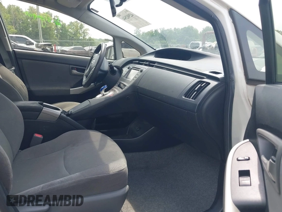 2015 Toyota Prius Four with VIN JTDKN3DU2F0424586, listed as a IAAI auction lot 42502544 with 281,407 mi miles and . Bid and sale history available at DreamBid. Image 5.