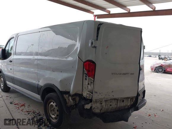 2019 Ford Transit with VIN 1FTYE1ZM2KKB46391, listed as a IAAI auction lot 41362328 with 128,327 mi miles and . Bid and sale history available at carsss.com. Image 3.