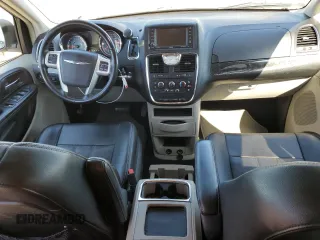 2015 Chrysler Town & Country LX with VIN 2C4RC1AG4FR675672, listed as a Copart auction lot 48070935 with 78,403 mi miles and Salvage Title. Bid and sale history available at carsss.com. Image 8.