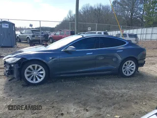2017 Tesla Model S 100D with VIN 5YJSA1E23HF198592, listed as a IAAI auction lot 41721755 with 127,946 mi miles. Bid and sale history available at carsss.com. Image 15.