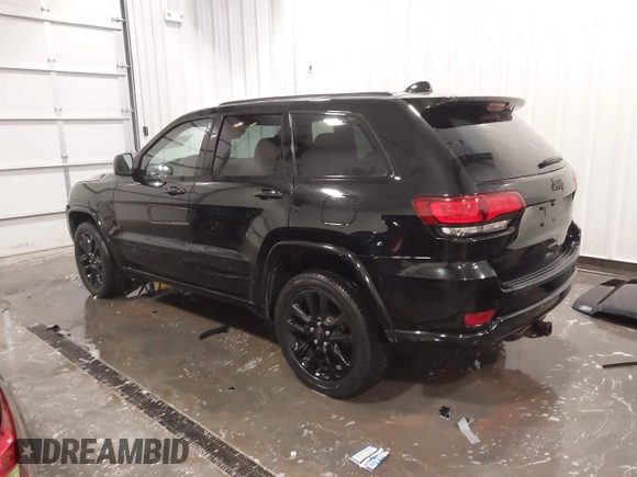 2019 Jeep Grand Cherokee Laredo E with VIN 1C4RJFAG6KC819518, listed as a IAAI auction lot 41856979 with 49,155 mi miles. Bid and sale history available at carsss.com. Image 3.