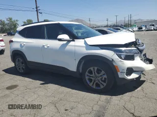 2023 Kia Seltos S with VIN KNDEU2AA9P7432889, listed as a Copart auction lot 56250285 with 25,074 mi miles and Salvage title. Bid and sale history available at DreamBid. Image 4.