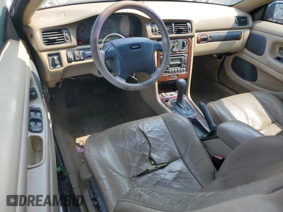2000 Volvo C70 с VIN YV1NC56D0YJ012511, выставлен на аукционе Copart как лот 59567095 с пробегом 145 716 миль миль и Чистый • Clean title. История ставок и продаж доступна на DreamBid. Изображение 8.