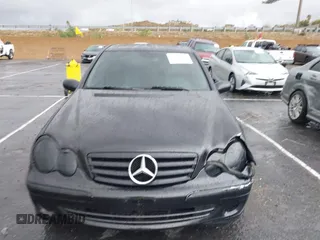2005 Mercedes-Benz C 240 with VIN WDBRF61J25A790966, listed as a IAAI auction lot 41506319 with 190,131 mi miles and . Bid and sale history available at DreamBid. Image 12.