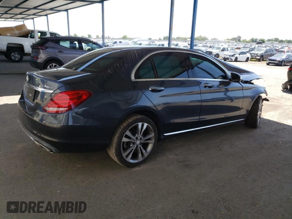2015 Mercedes-Benz C 300 Luxury с VIN 55SWF4KB0FU012723, выставлен на аукционе Copart как лот 55112815 с пробегом 106 566 миль миль и Списание • Salvage title. История ставок и продаж доступна на DreamBid. Изображение 3.