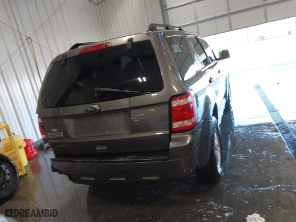 2010 Ford Escape XLT with VIN 1FMCU0D75AKA12803, listed as a IAAI auction lot 41339117 with 175,580 mi miles. Bid and sale history available at carsss.com. Image 16.