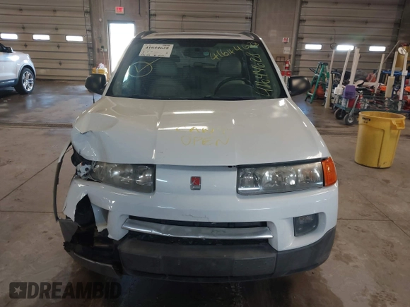 2004 Saturn VUE V6 with VIN 5GZCZ534X4S810971, listed as a IAAI auction lot 41644628 with 206,405 mi miles. Bid and sale history available at carsss.com. Image 12.