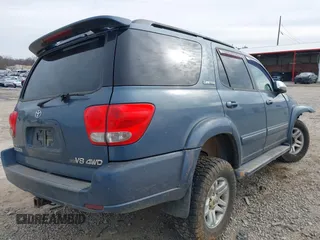 2007 Toyota Sequoia Limited with VIN 5TDBT48A27S283030, listed as a IAAI auction lot 41395705 with 286,966 mi miles and . Bid and sale history available at DreamBid. Image 4.