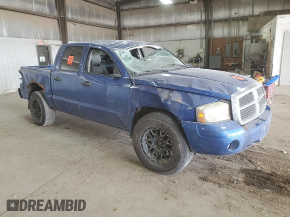 2007 Dodge Dakota SLT with VIN 1D7HW48P37S228475, listed as a Copart auction lot 73097054 with 188,615 mi miles and Salvage Title. Bid and sale history available at carsss.com. Image 4.