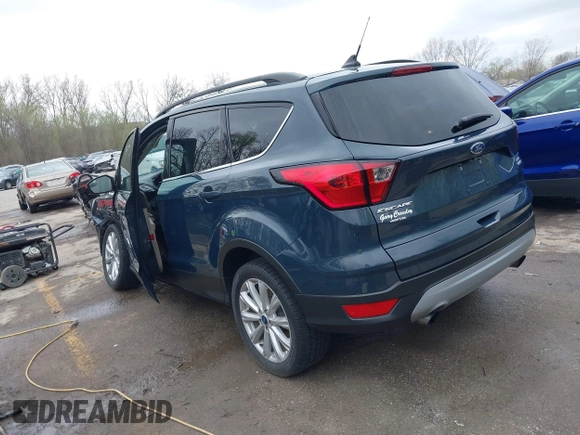 2019 Ford Escape SEL with VIN 1FMCU9HD3KUA54073, listed as a IAAI auction lot 41917955 with 101,283 mi miles. Bid and sale history available at carsss.com. Image 3.