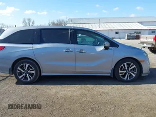 2018 Honda Odyssey Elite z VIN 5FNRL6H91JB070355, wystawiony jako IAAI lot #41975916 z przebiegiem 147 022 mil mil oraz . Historia ofert i sprzedaży dostępna na DreamBid. Obrazek 14.
