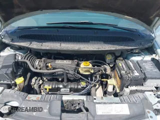 2002 Chrysler Town & Country Limited with VIN 2C8GP64L52R609030, listed as a IAAI auction lot 42222410 with 117,613 mi miles and . Bid and sale history available at DreamBid. Image 10.