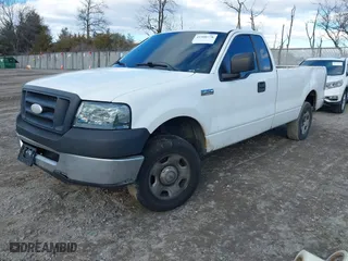 2008 Ford F-150 XL with VIN 1FTRF12W88KE26807, listed as a IAAI auction lot 41500778 with 322,300 mi miles. Bid and sale history available at carsss.com. Image 21.