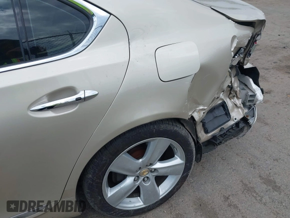 2012 Lexus LS 460 L z VIN JTHGL5EF6C5046681, wystawiony jako IAAI lot #42238501 z przebiegiem 101 140 mil mil oraz . Historia ofert i sprzedaży dostępna na DreamBid. Obrazek 6.
