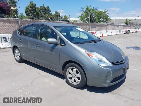 2005 Toyota Prius with VIN JTDKB20U553008263, listed as a IAAI auction lot 42149210 with 235,510 mi miles. Bid and sale history available at carsss.com. Image 1.