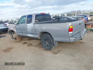 2000 Toyota Tundra SR5 with VIN 5TBRT3411YS002814, listed as a IAAI auction lot 41253815 with 155,327 mi miles and . Bid and sale history available at DreamBid. Image 3.