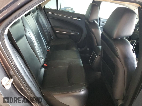 2015 Chrysler 300 Limited z VIN 2C3CCAAGXFH853441, wystawiony jako Copart lot #57104005 z przebiegiem 209 980 mil mil oraz Szkoda całkowita • Salvage title. Historia ofert i sprzedaży dostępna na DreamBid. Obrazek 10.