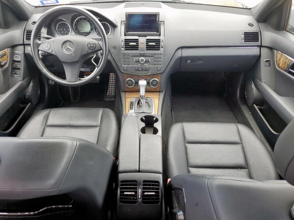 2011 Mercedes-Benz C 350 Sport with VIN WDDGF5GB3BR165689, listed as a Copart auction lot 58238945 with 131,224 mi miles and Salvage title. Bid and sale history available at DreamBid. Image 8.