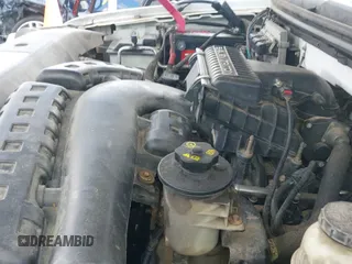 2006 Ford F-150 XL с VIN 1FTVX12546NB13204, выставлен на аукционе IAAI как лот 42138676 с пробегом 237 927 миль миль и . История ставок и продаж доступна на DreamBid. Изображение 12.