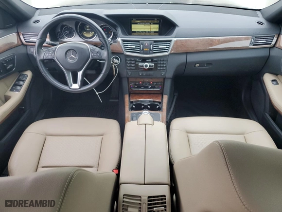 2012 Mercedes-Benz E-Class E 350 Luxury with VIN WDDHF5KB2CA649400, listed as a Copart auction lot 50071265 with 48,984 mi miles and Salvage Title. Bid and sale history available at carsss.com. Image 8.