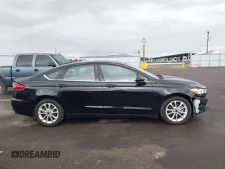 2019 Ford Fusion SE with VIN 3FA6P0HD8KR179507, listed as a IAAI auction lot 41701833 with 54,632 mi miles. Bid and sale history available at carsss.com. Image 14.