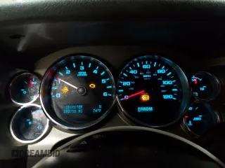 2011 Chevrolet Silverado 1500 LT with VIN 3GCPKSE34BG230422, listed as a Copart auction lot 49143085 with 283,750 mi miles and Salvage Title. Bid and sale history available at carsss.com. Image 9.